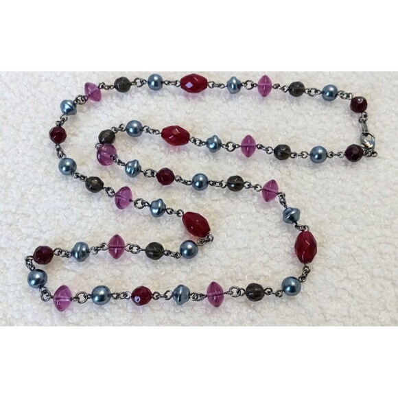 Avon Designer Signed "BW" Faux Pearl Red & Purple Acrylic Beaded Necklace 28 in - Picture 5 of 7